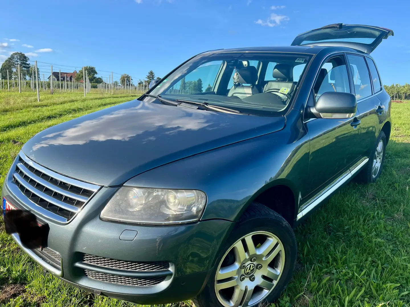 Volkswagen Touareg 3,0 V6 TDI Kraft trifft Eleganz! Grau - 1