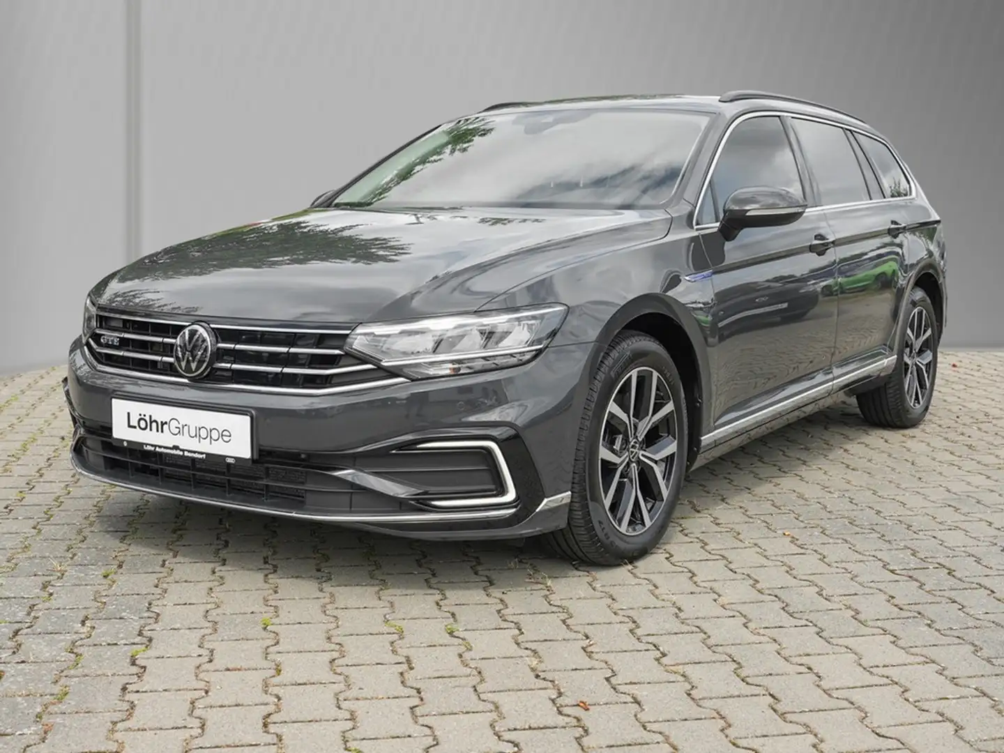 Volkswagen Passat Variant GTE 1.4 TSI DSG *LED*Navi*App-Connect*Travel-As... Grau - 2