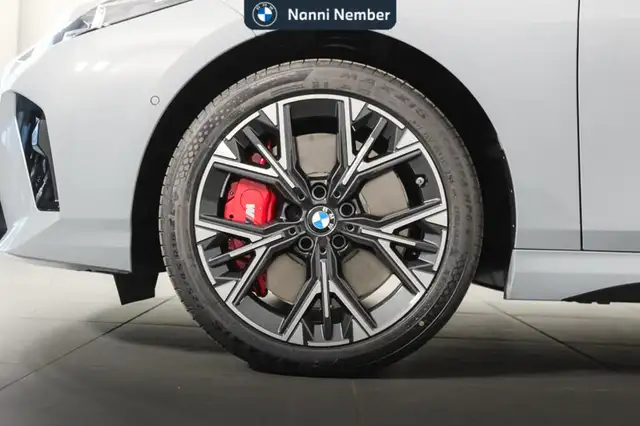 BMW 1 Series view 7