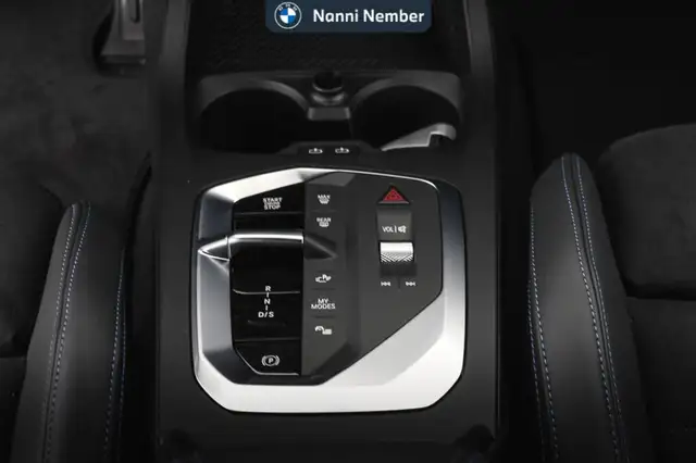 BMW 1 Series view 12