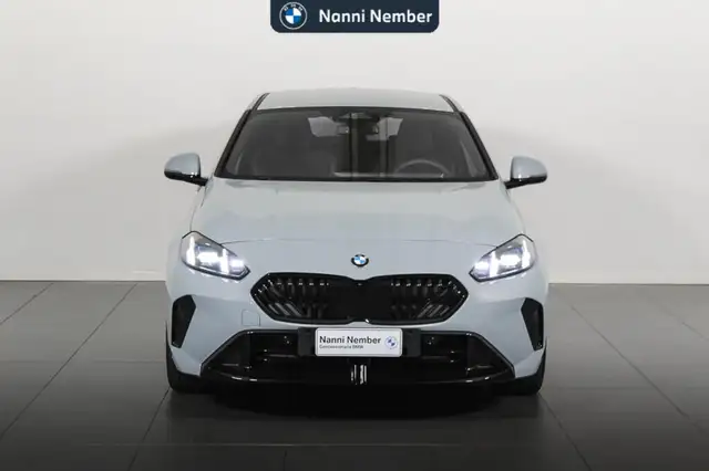 BMW 1 Series view 2