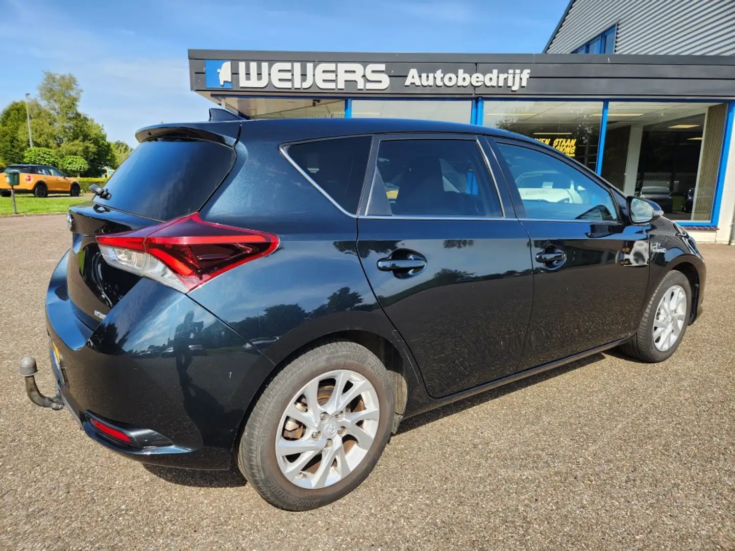 Toyota Auris 1.8 HYBRID DYNAMIC Trekhaak, Android Auto/Apple Ca Gris - 2