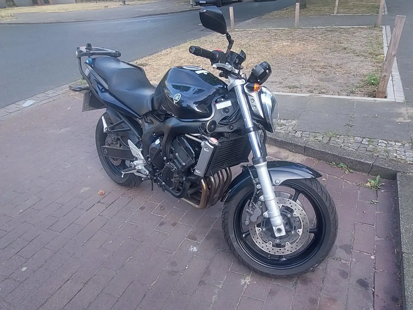 Yamaha FZ 6 Naked Schwarz - 2