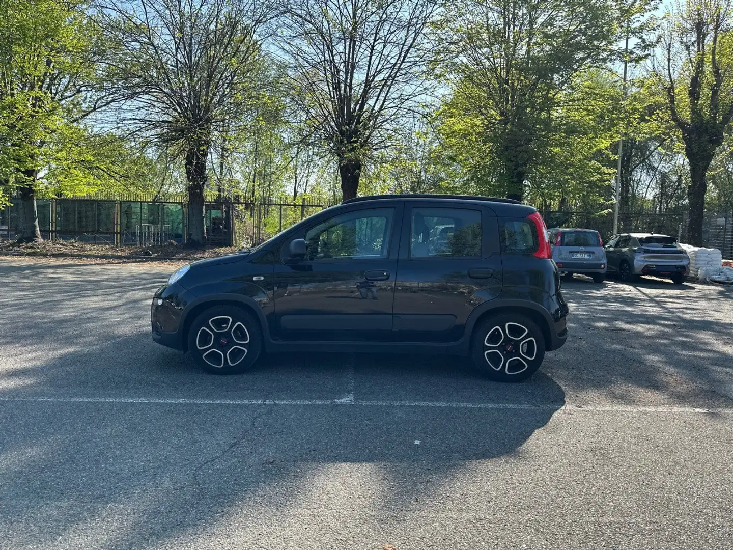 Fiat Panda 1.0 FireFly 70cv S&S Hybrid City Life Nero - 2
