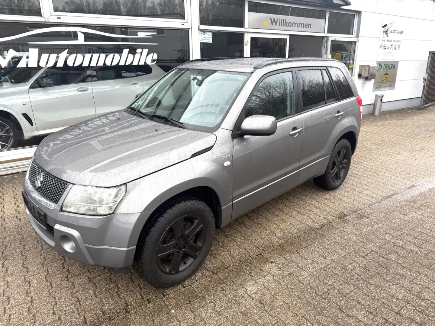 Suzuki Grand Vitara 1.9 4X4 Gris - 2