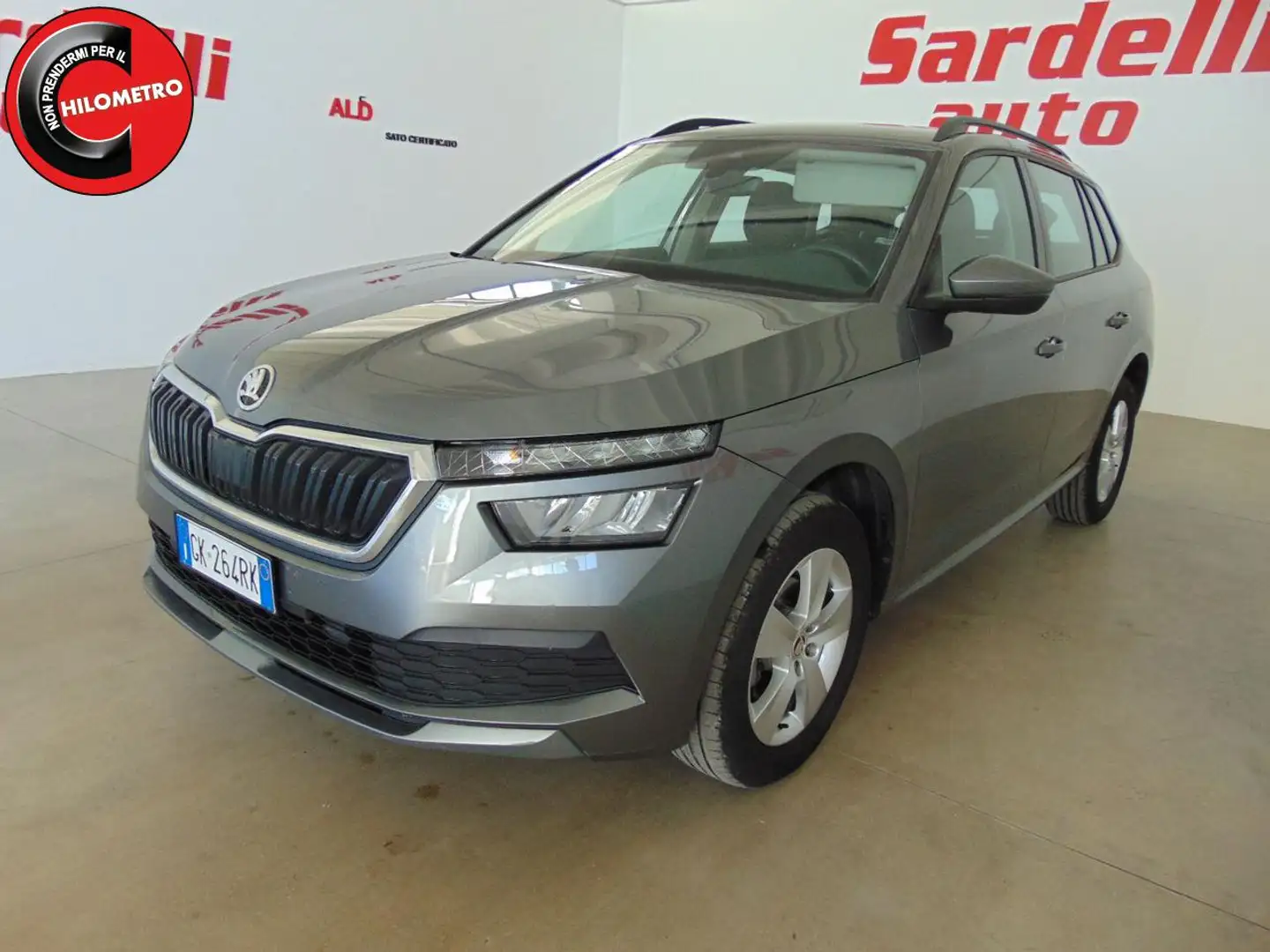 Skoda Kamiq 1.0 TSI 110 CV Ambition Gris - 2