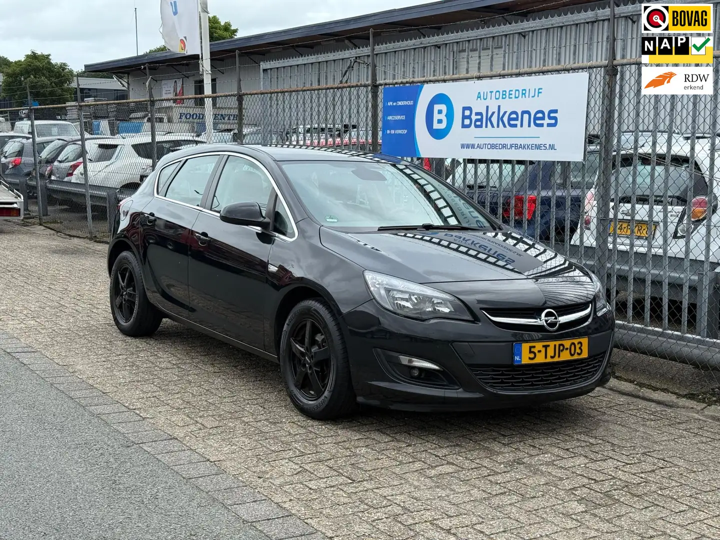 Opel Astra 1.4 Business + | Airco | Cruise | Navi Zwart - 1