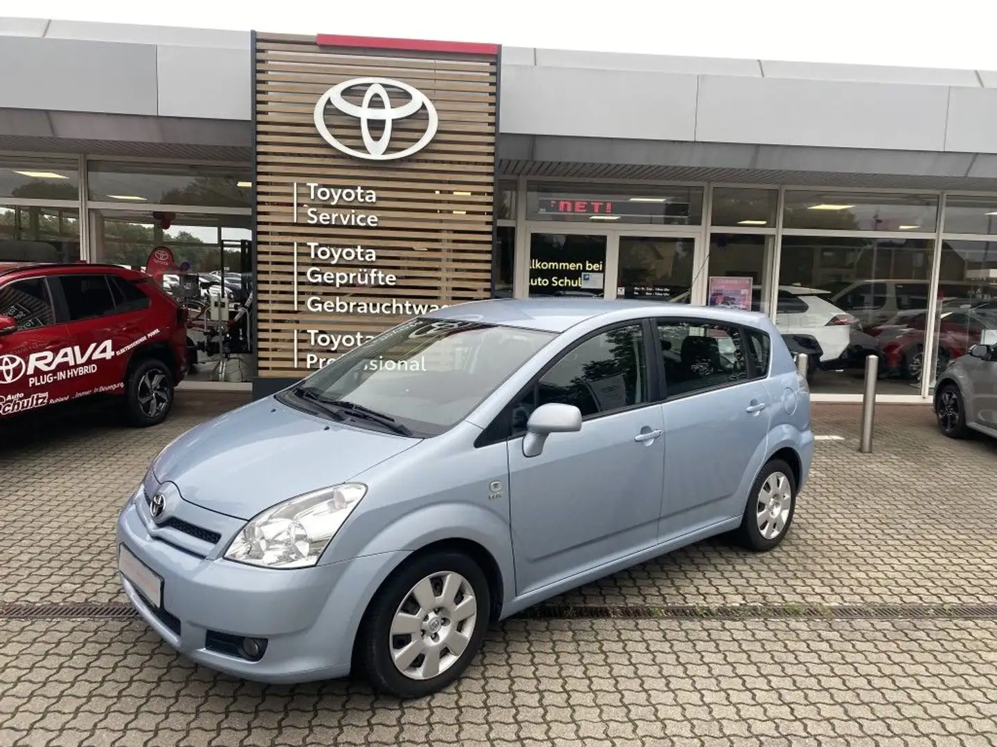 Toyota Corolla Verso 1.8 Sol 7-Sitzer Blau - 1