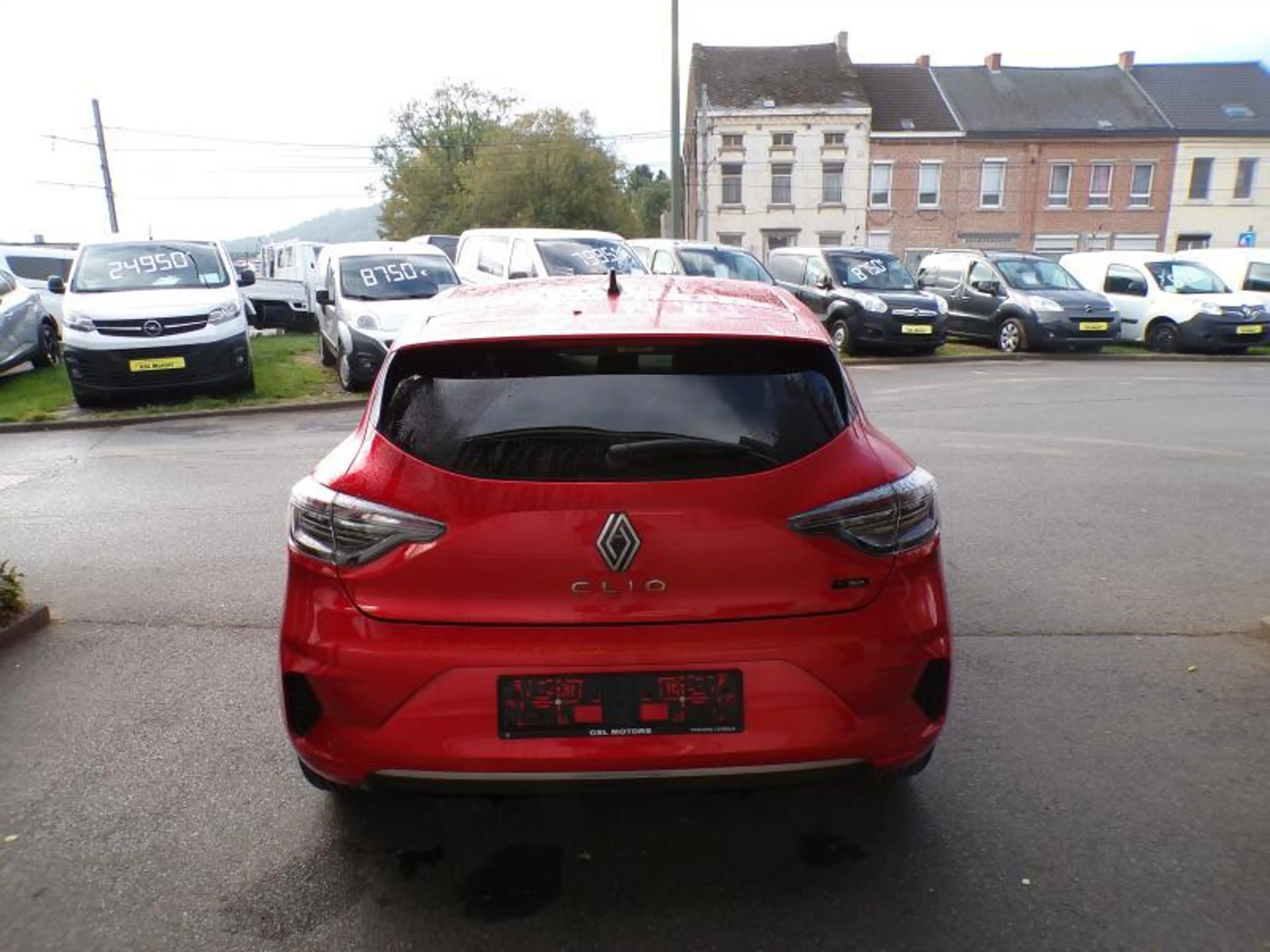 Renault Clio 1.6 Hybride 94cv Rouge 35839km 01/24 b.auto — photo 5