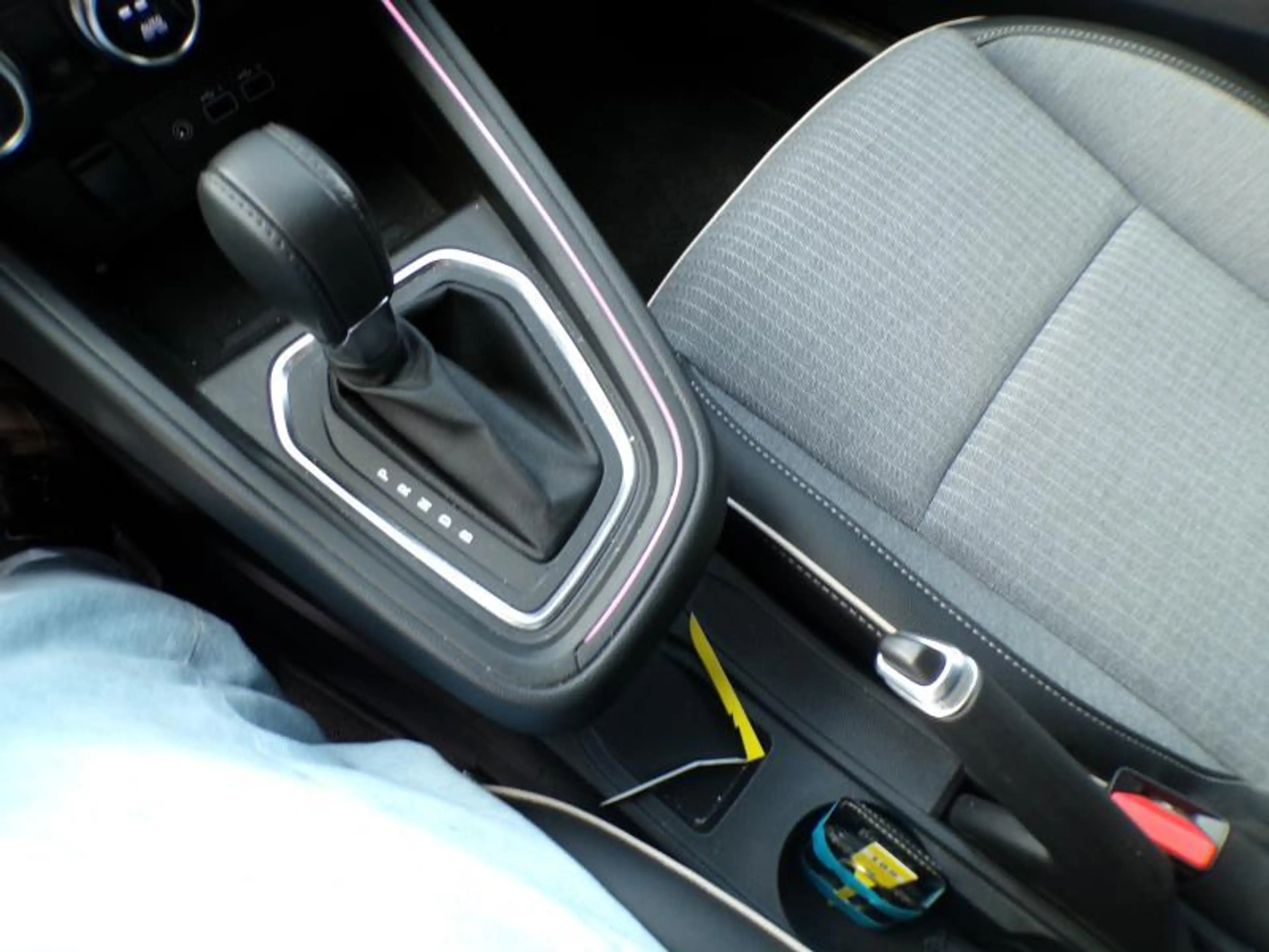 Renault Clio 1.6 Hybride 94cv Rouge 35839km 01/24 b.auto — photo 14