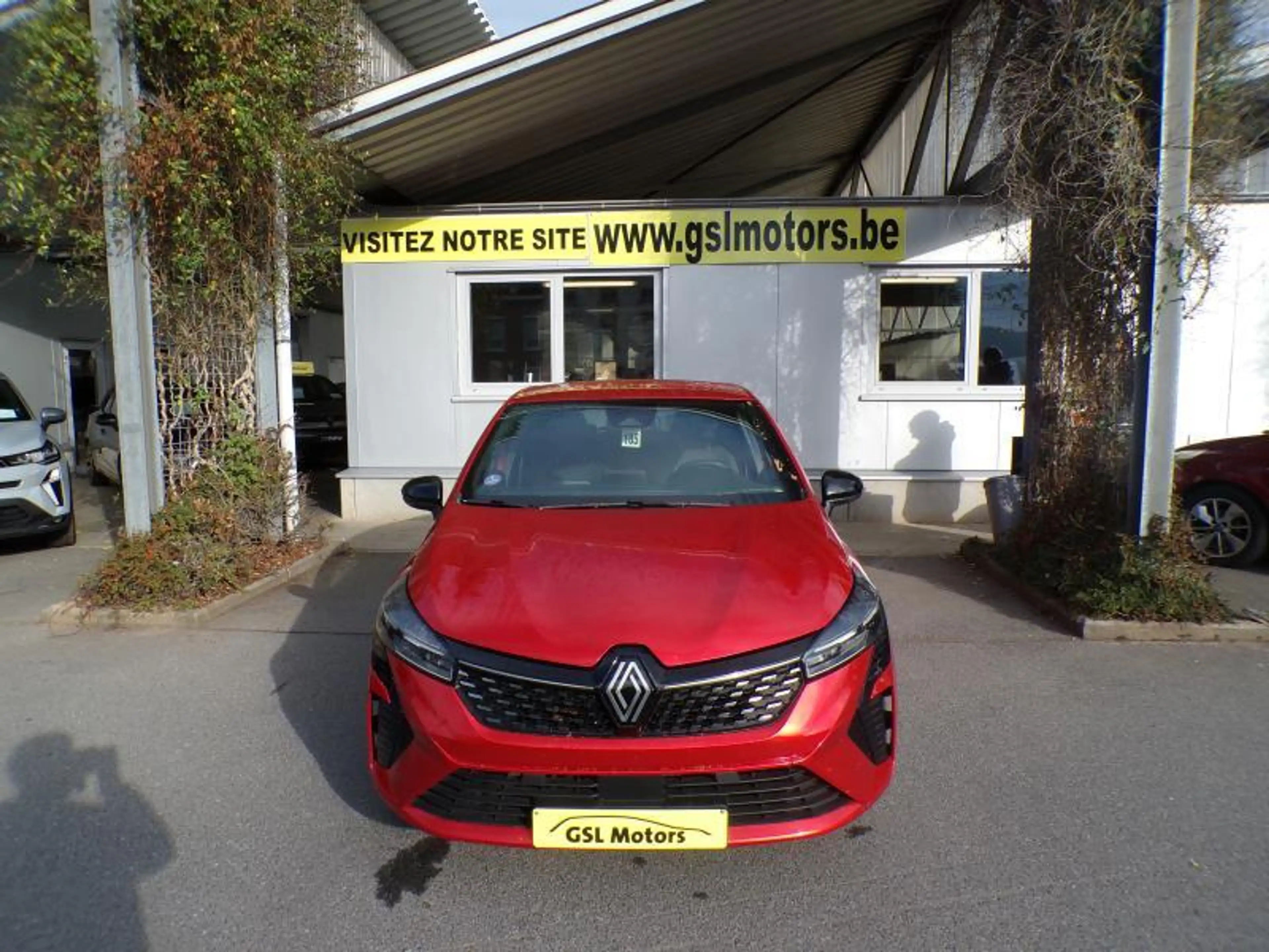 Renault Clio 1.6 Hybride 94cv Rouge 35839km 01/24 b.auto — photo 2