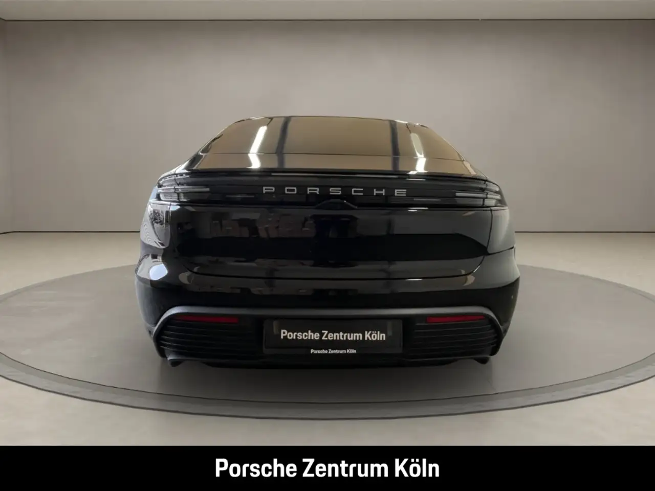 Porsche Macan 4 Surround-View BOSE Luftfederung 21-Zoll 4
