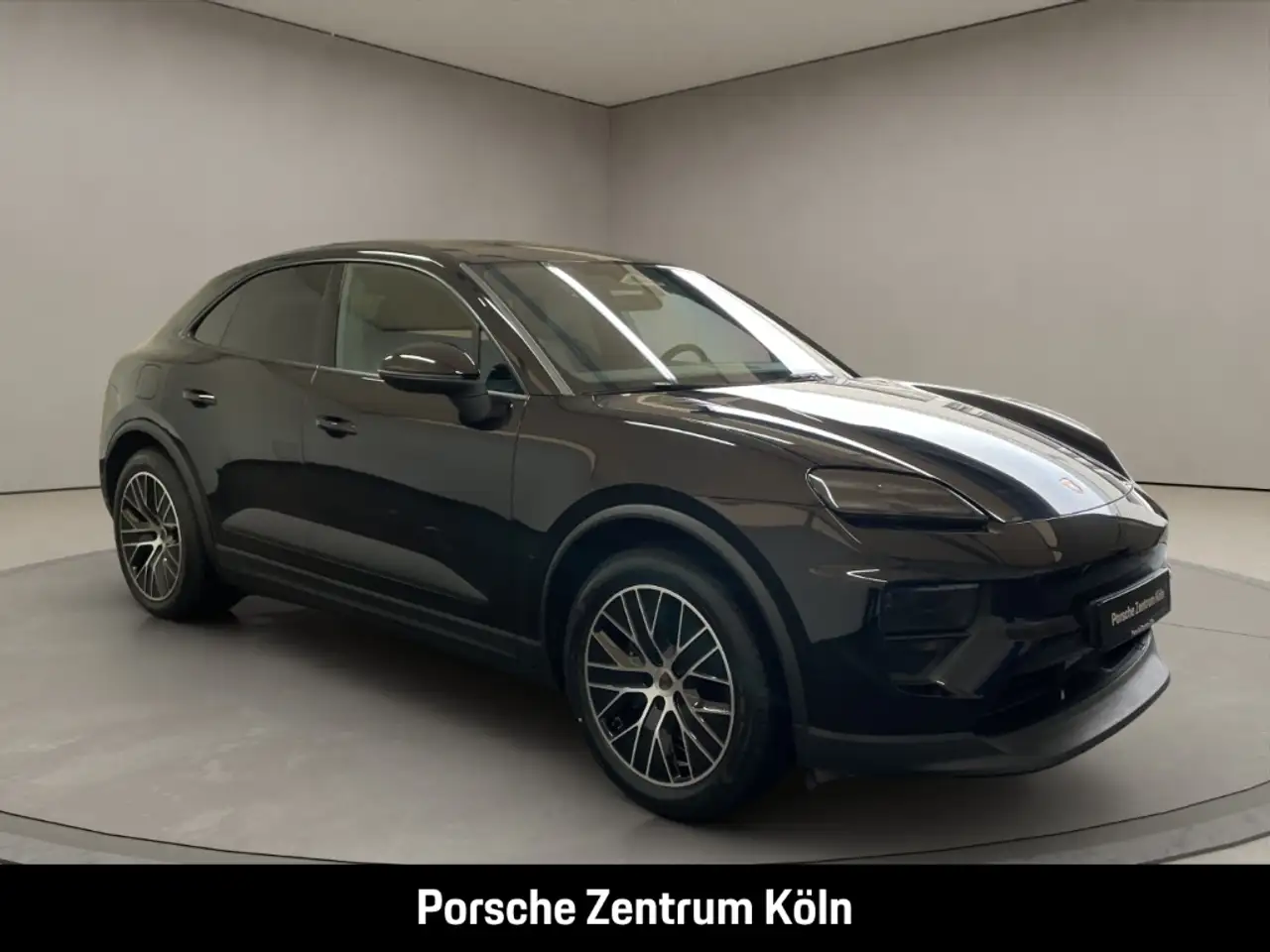 Porsche Macan 4 Surround-View BOSE Luftfederung 21-Zoll 7
