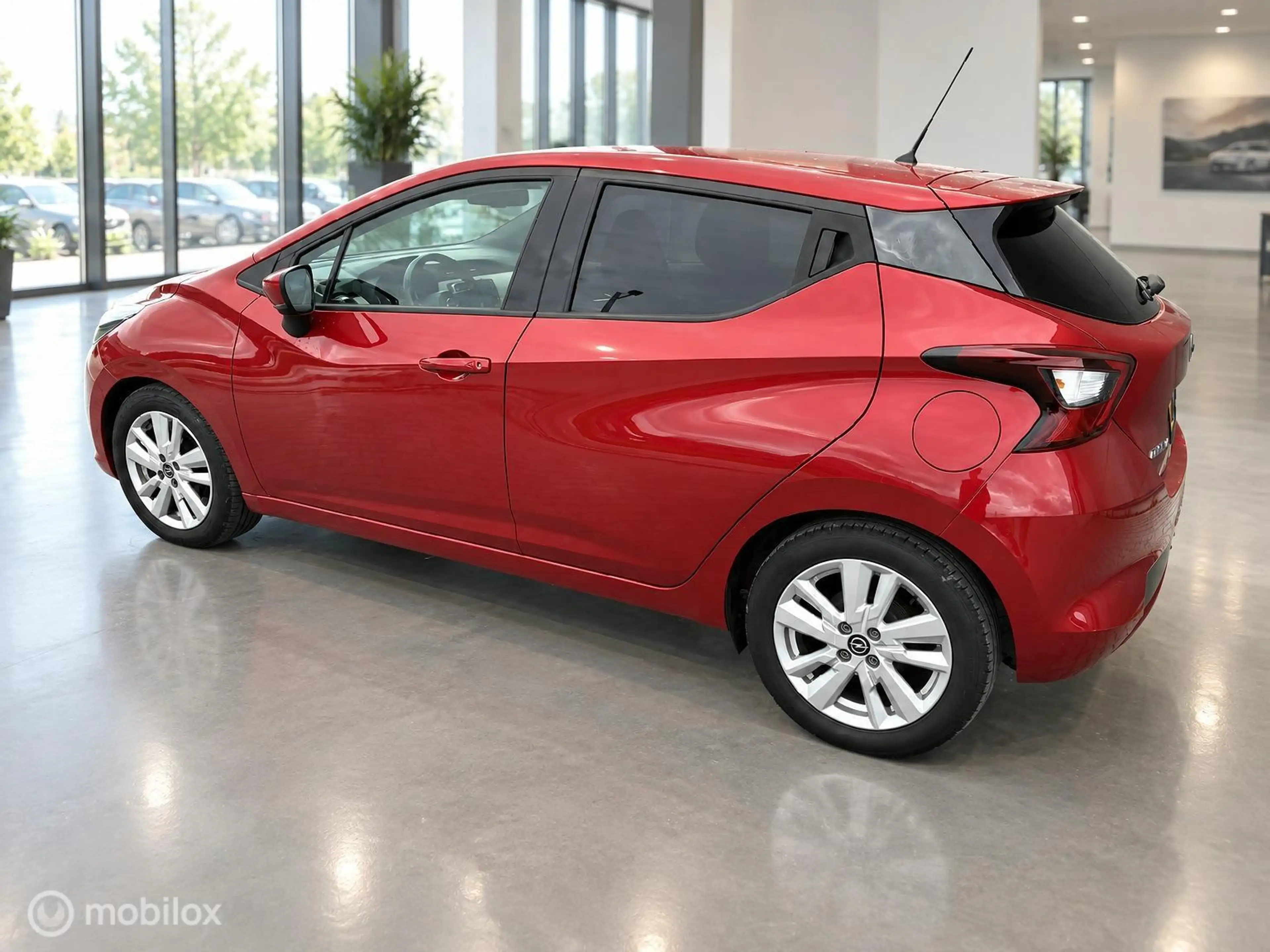 Nissan Micra 1.0 IG-T N-Connecta | CarPlay | Camera | Rood Meta — photo 4