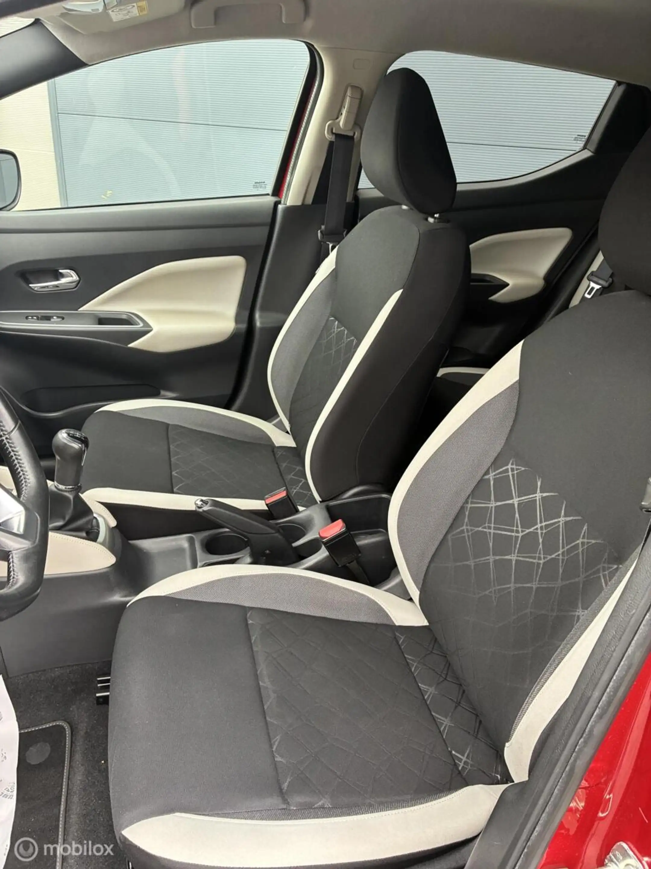 Nissan Micra 1.0 IG-T N-Connecta | CarPlay | Camera | Rood Meta — photo 17