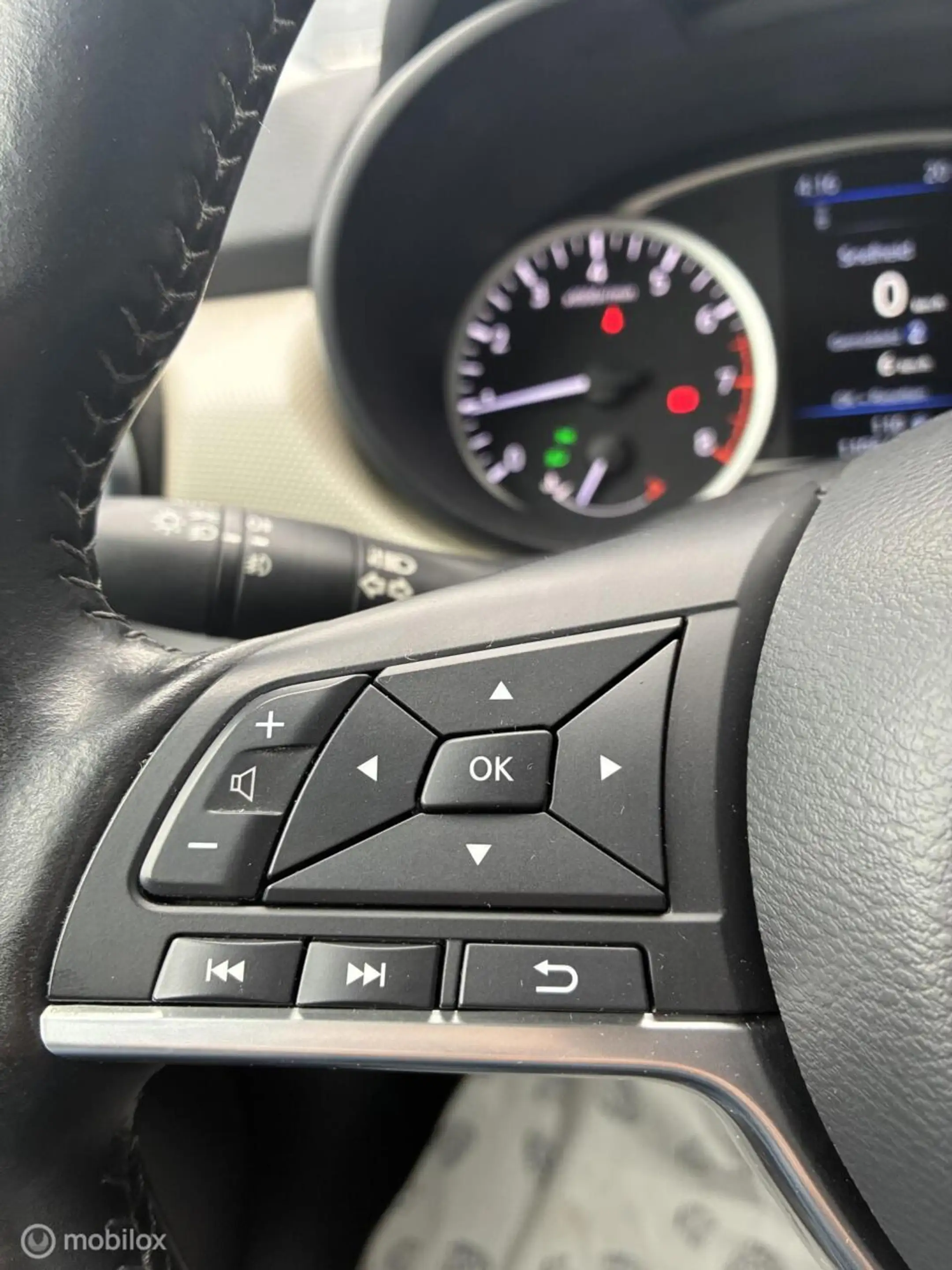 Nissan Micra 1.0 IG-T N-Connecta | CarPlay | Camera | Rood Meta — photo 24