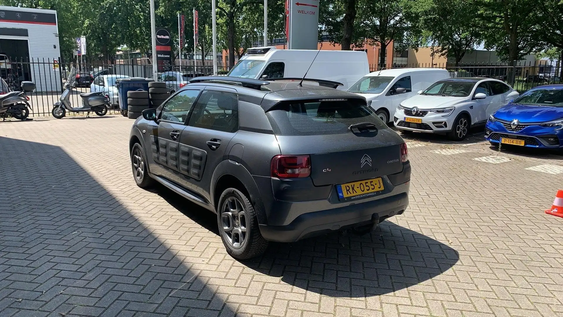 Citroen C4 Cactus 1.2 PureTech Feel * Wordt verwacht * Grijs - 2