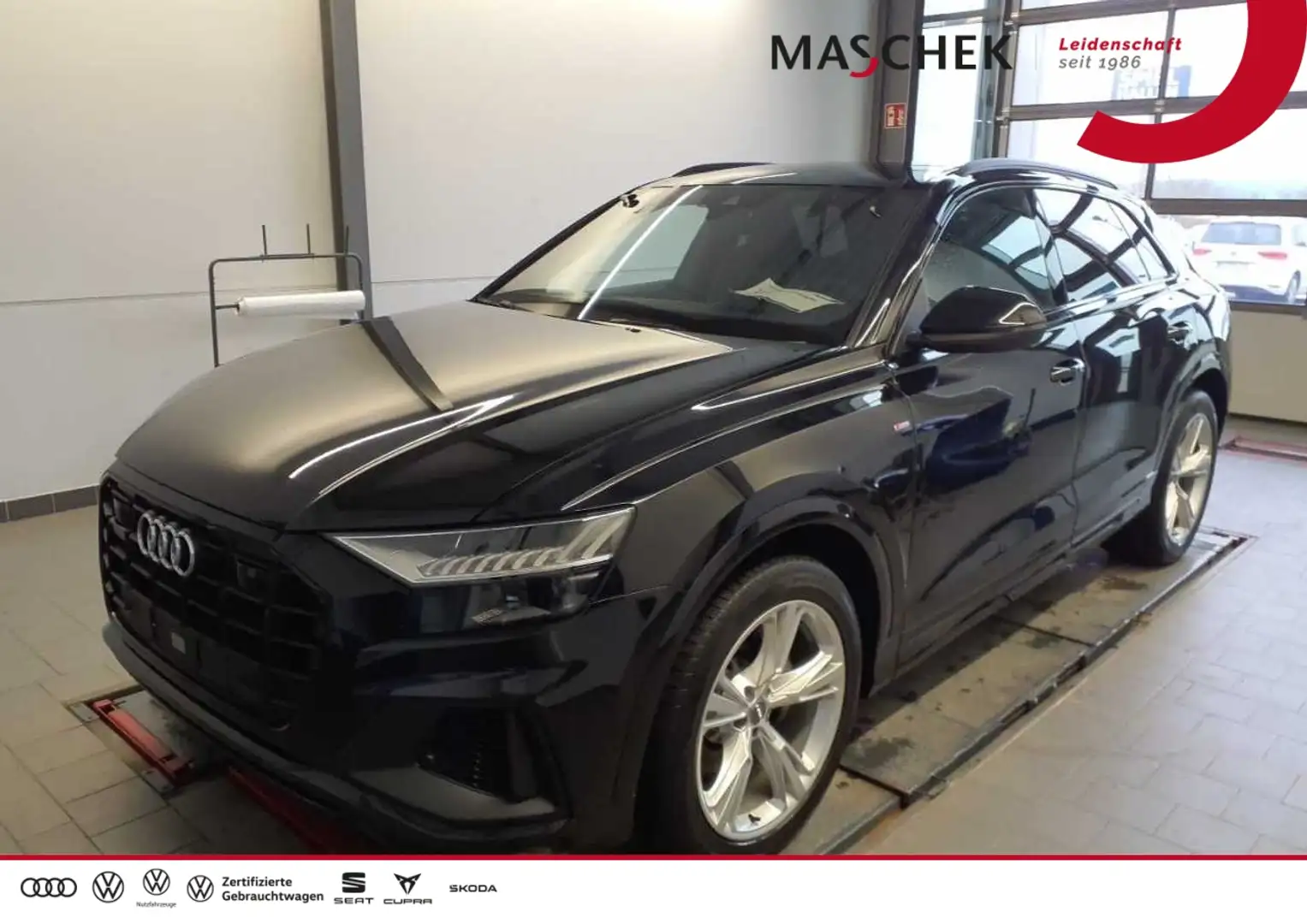 Audi Q8 S line 50 TDI 3x S line HD-Matrix Black Allradlenk Schwarz - 1