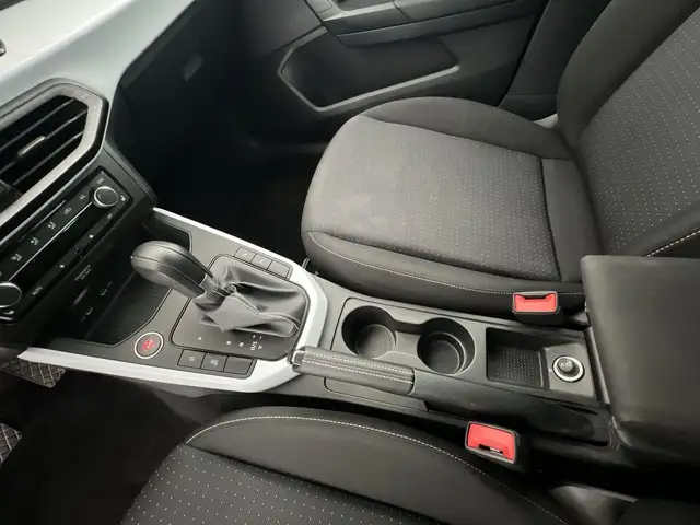 Seat Arona view 14