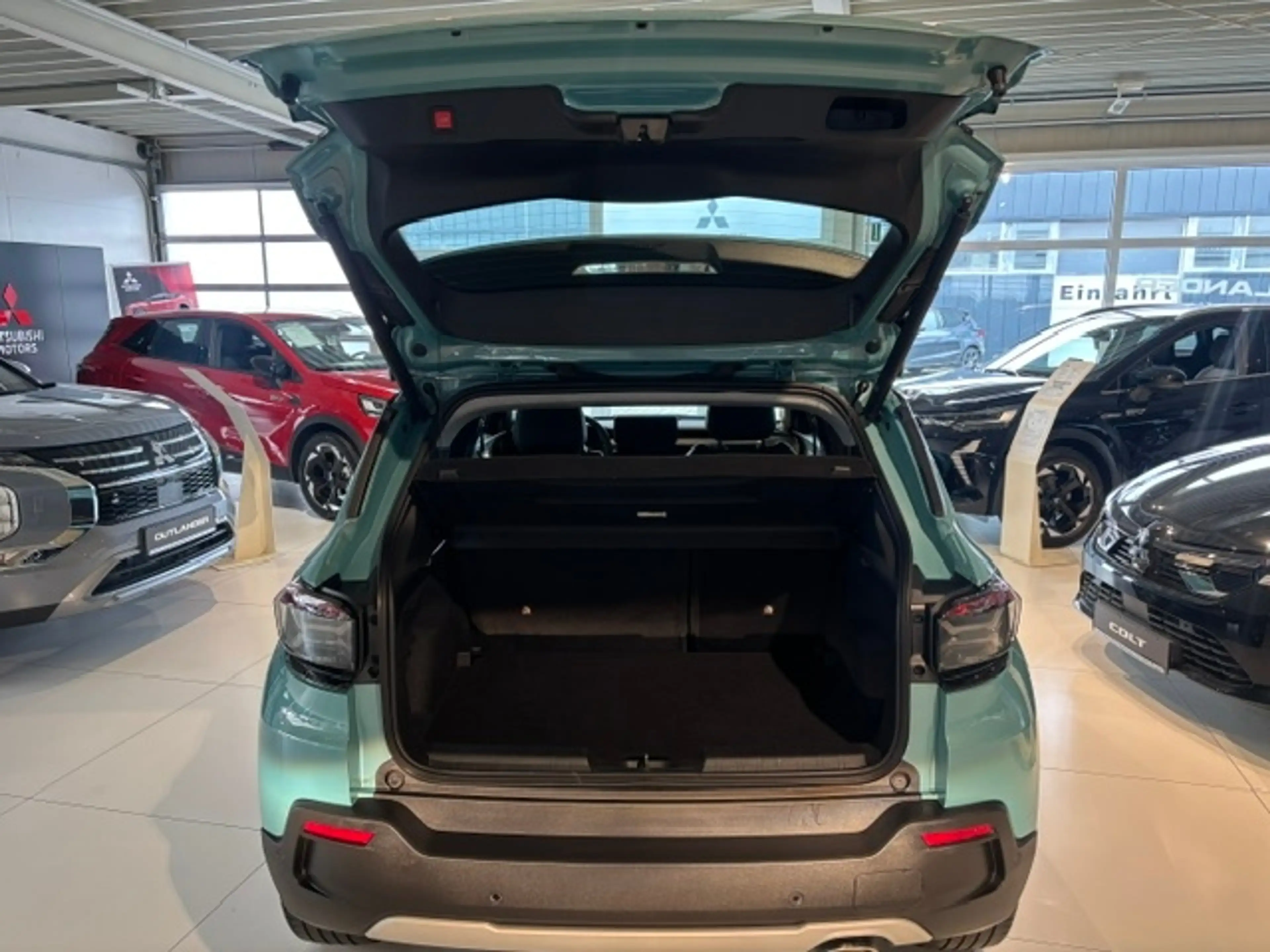 Jeep Avenger Altitude — photo 7