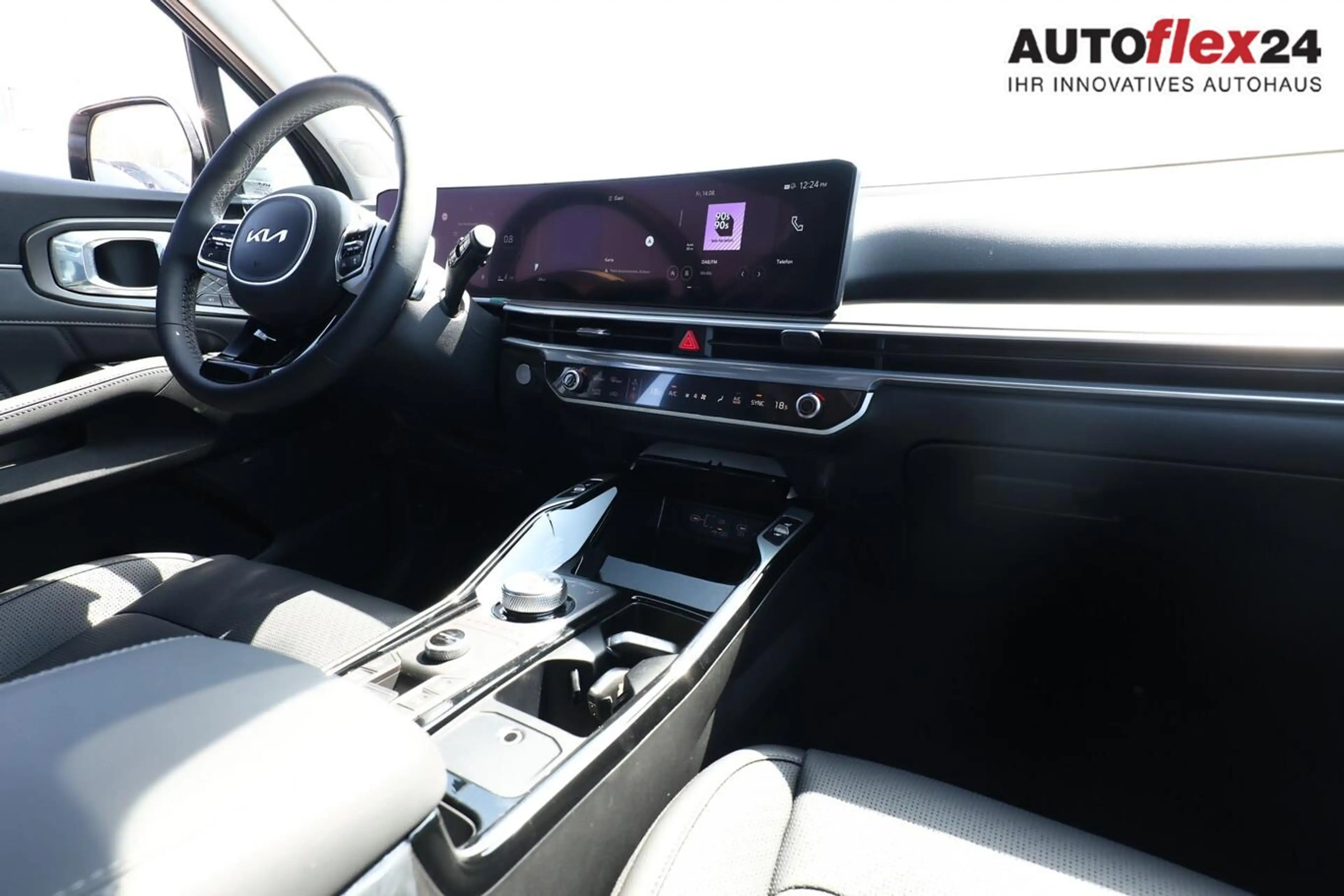 Kia Sorento 4WD 7S Pano Bose HUD eHK ACC SHZ Nav Kam 142 kW... — photo 8
