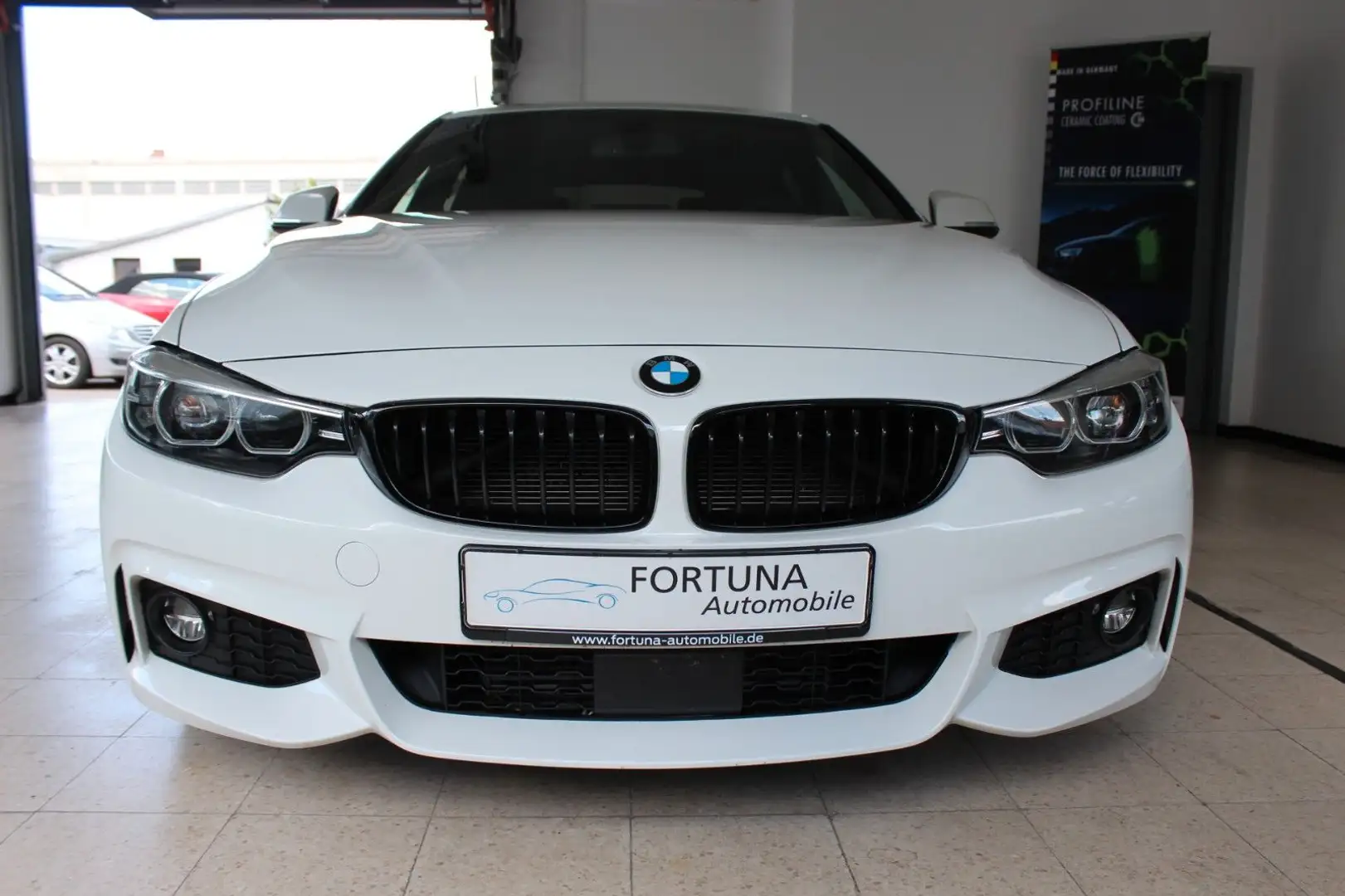 BMW 420 420d Aut. M Sport Navi LED Leder Schiebedach Weiß - 2
