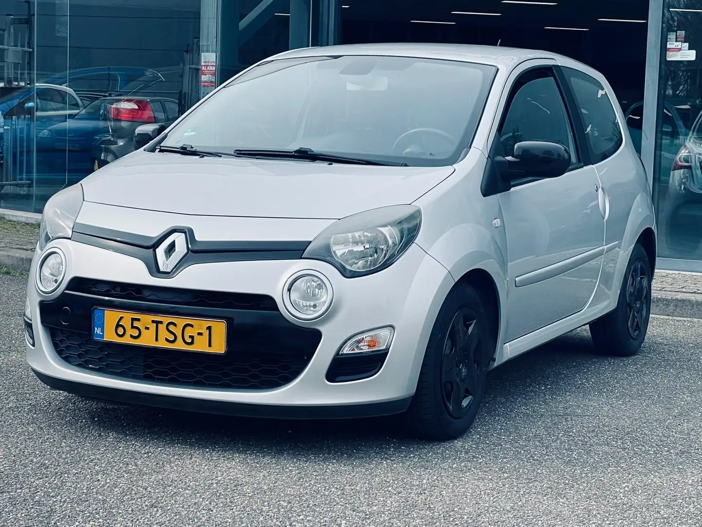 Renault Twingo 1.2 16V Dynamique|Airco|Cruise Control|NAP|APK | Grau - 2