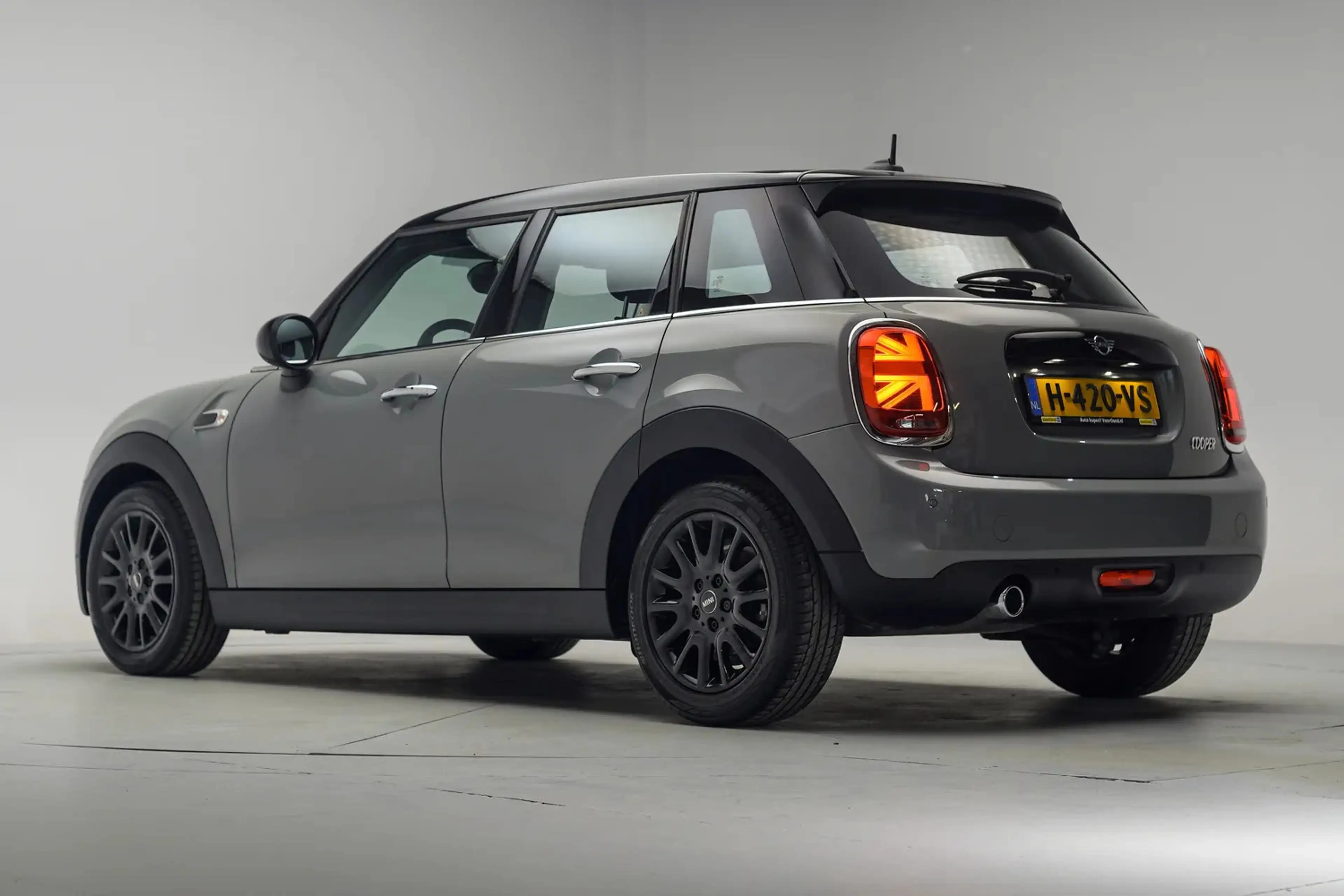 MINI Cooper 1.5 Cooper 136pk Business Edition 5-drs [ LED Navi — photo 3