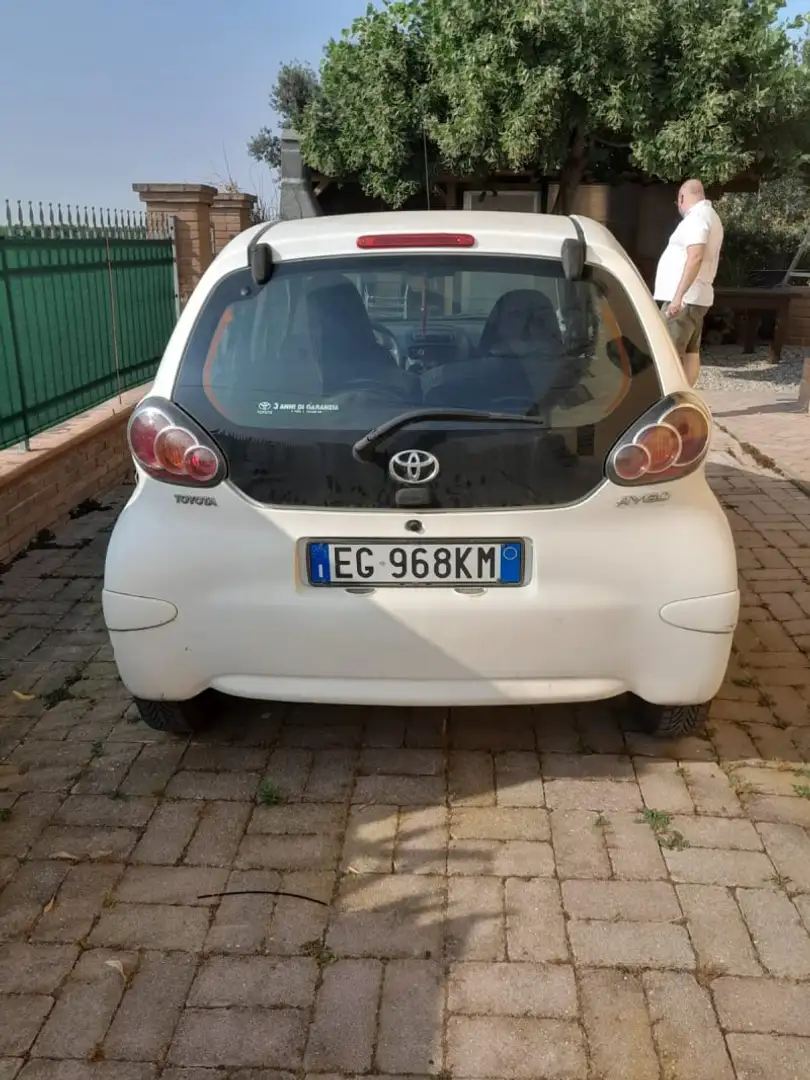 Toyota Aygo 1.0 12V VVT-i 5 porte Bianco - 2