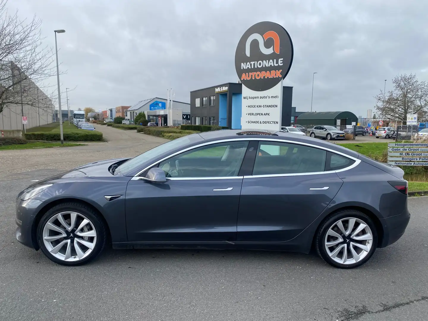 Tesla Model 3 2019 * Long Range AWD 75 kWh * APK * Grijs - 2
