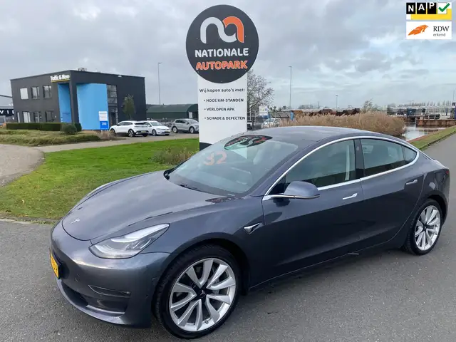 Tesla Model 3 2019 * Long Range AWD 75 kWh * APK *