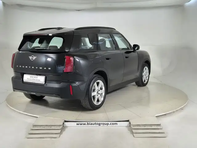 Mini Countryman view 5