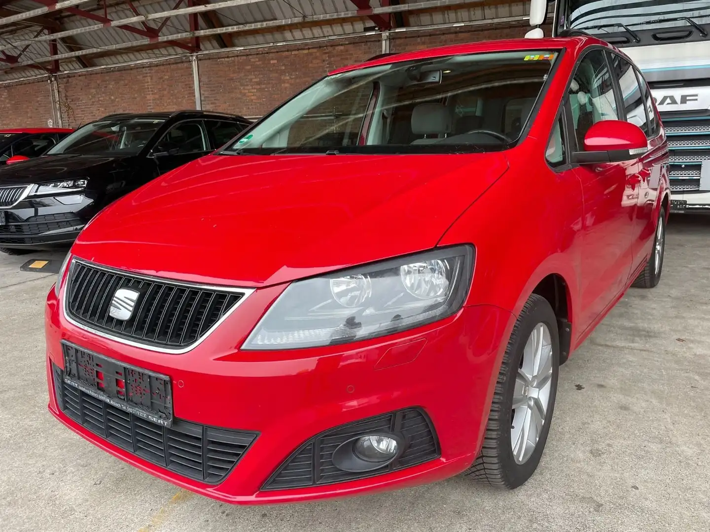 SEAT Alhambra Style/AUT/NAVI/AHK/EL-TÜR Rouge - 1