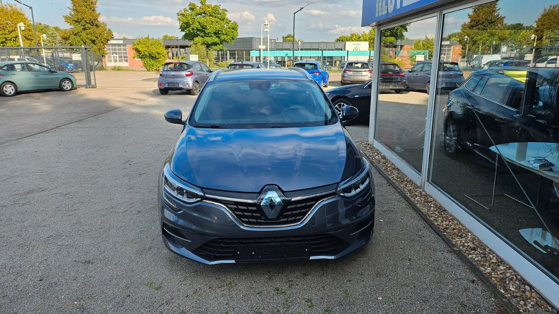 Renault Megane IV Grandtour Business Edition - 1