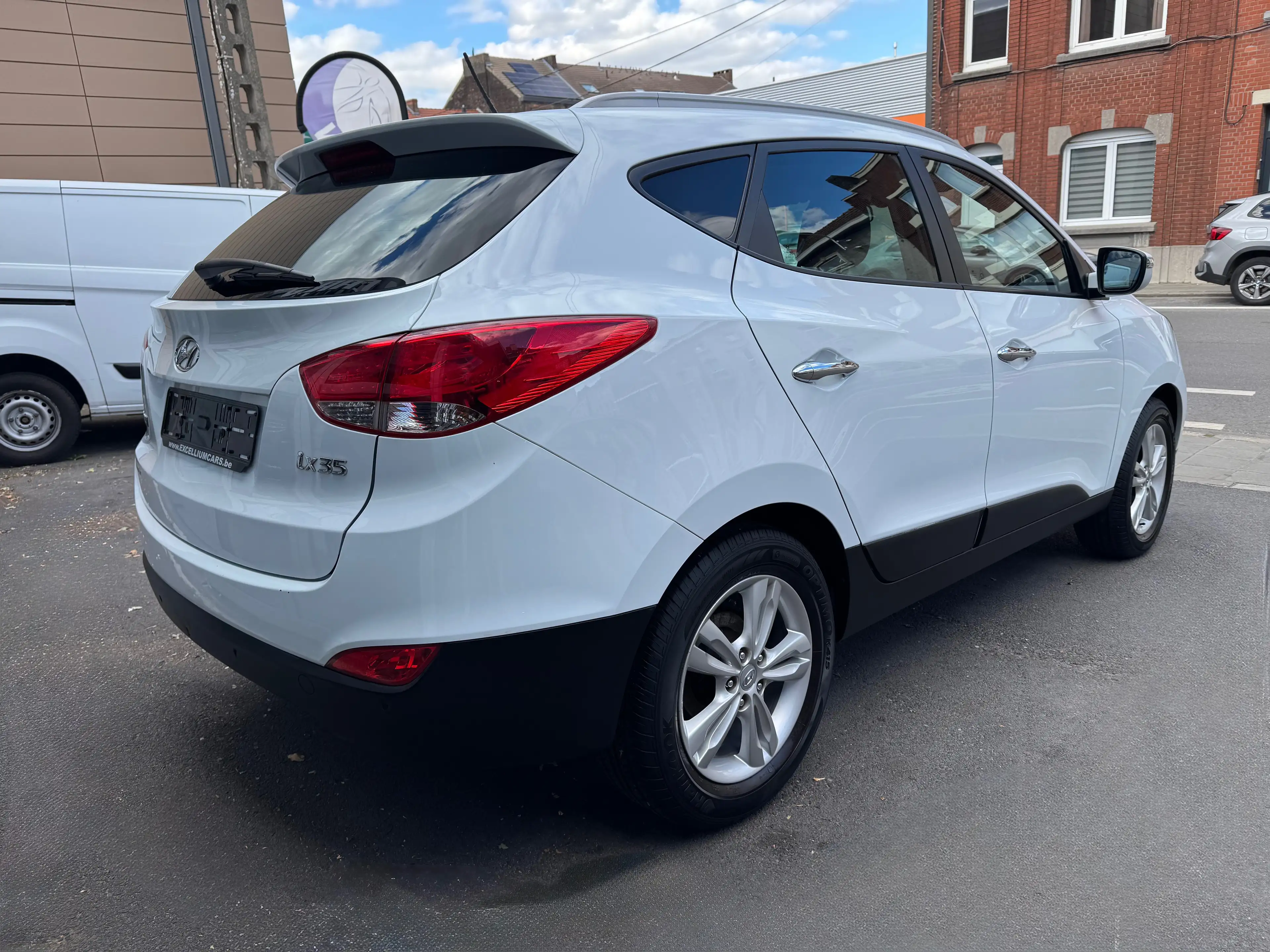 Hyundai iX35 2.0i 2WD Airco Cuir Jante Reglt Vts Carnet Garantie — photo 4
