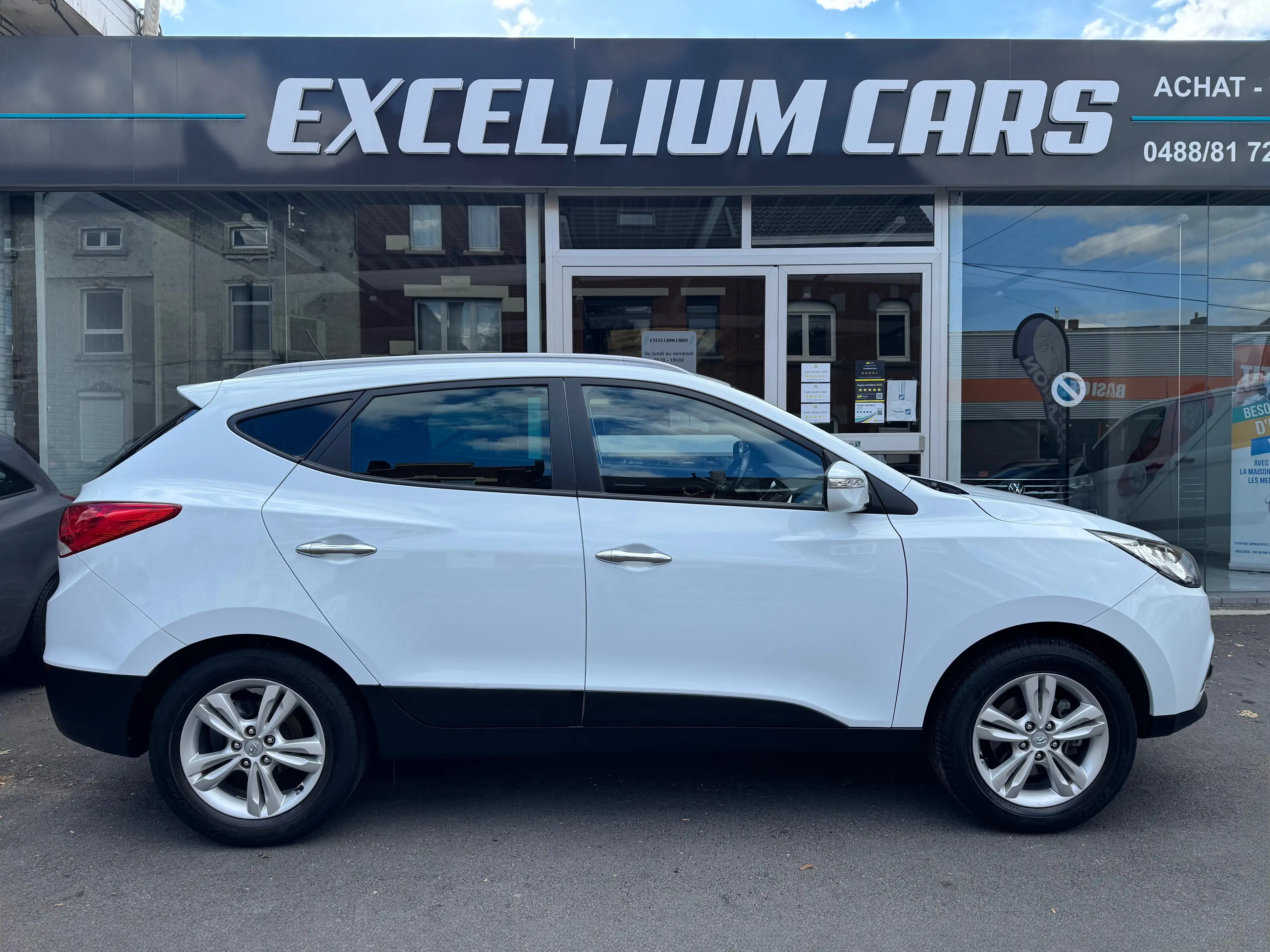 Hyundai iX35 2.0i 2WD Airco Cuir Jante Reglt Vts Carnet Garantie — photo 5