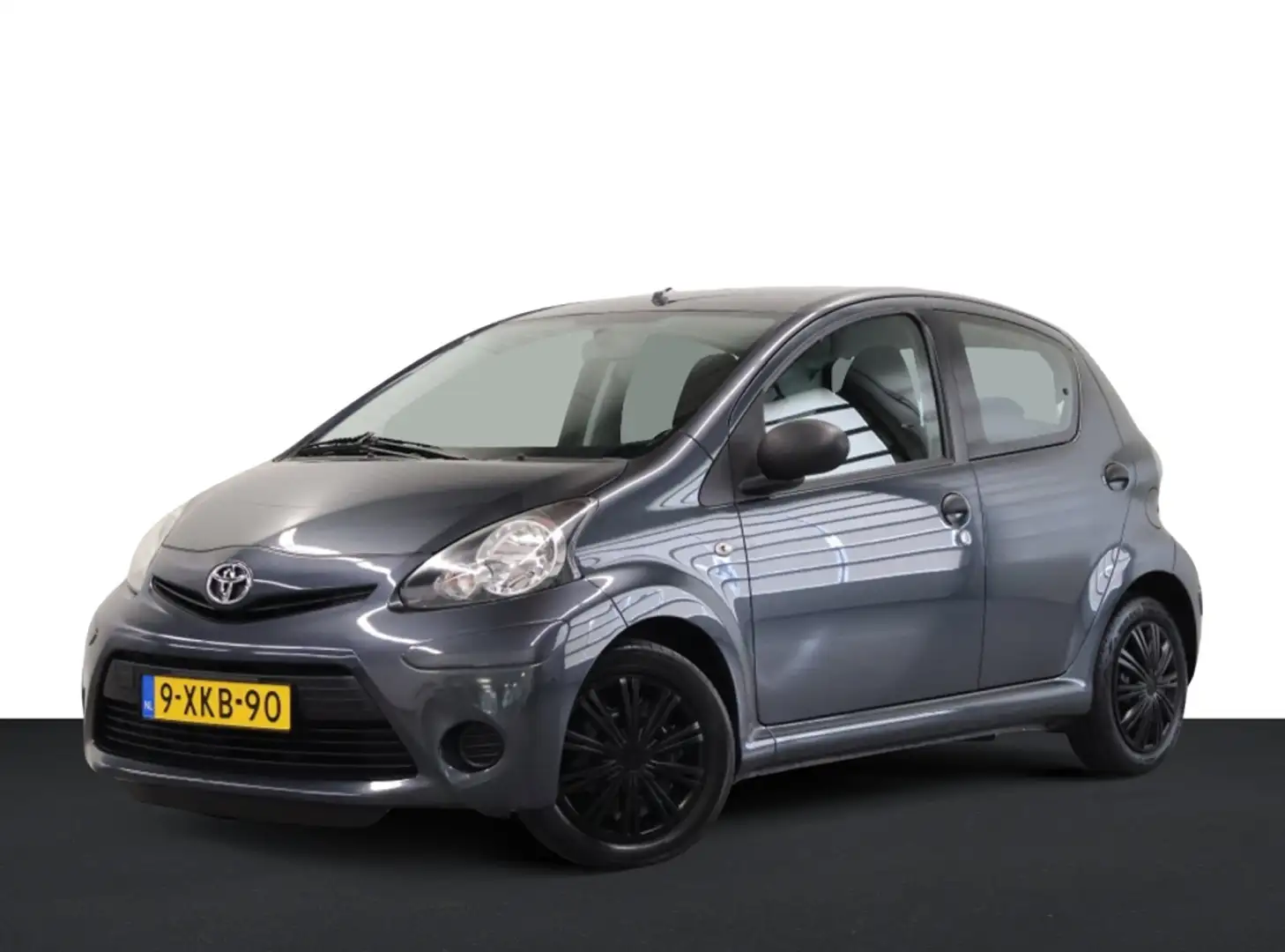 Toyota Aygo 1.0 VVT-i Now Gris - 1