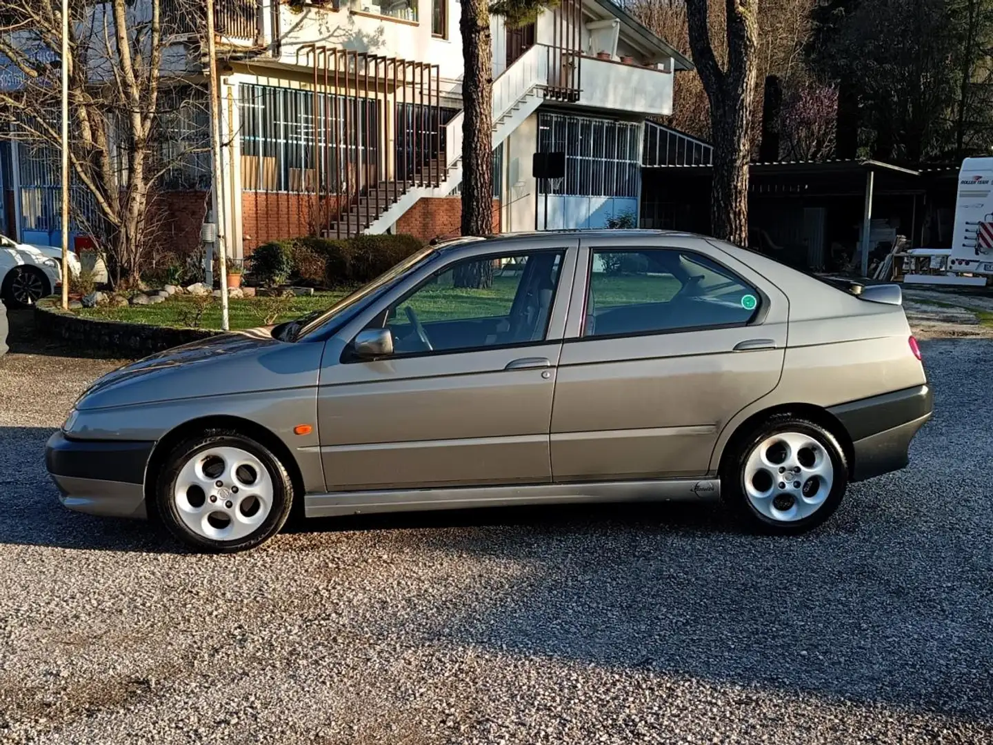 Alfa Romeo 146 1.4 Junior UNIPROPRIETARIO Gris - 2
