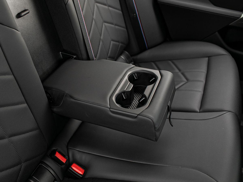 BMW 520 d xDrive Lim M-Sport PRO AHK PANO ACC H&K 360° — photo 14