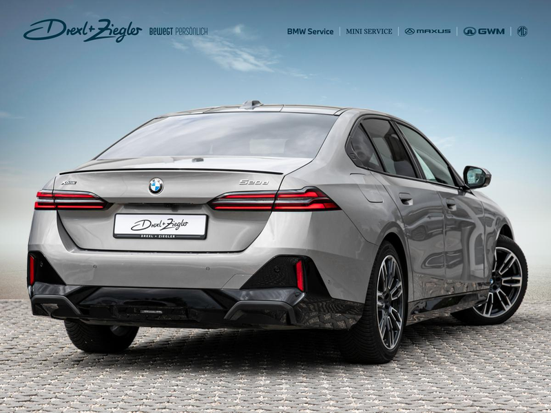 BMW 520 d xDrive Lim M-Sport PRO AHK PANO ACC H&K 360° — photo 2