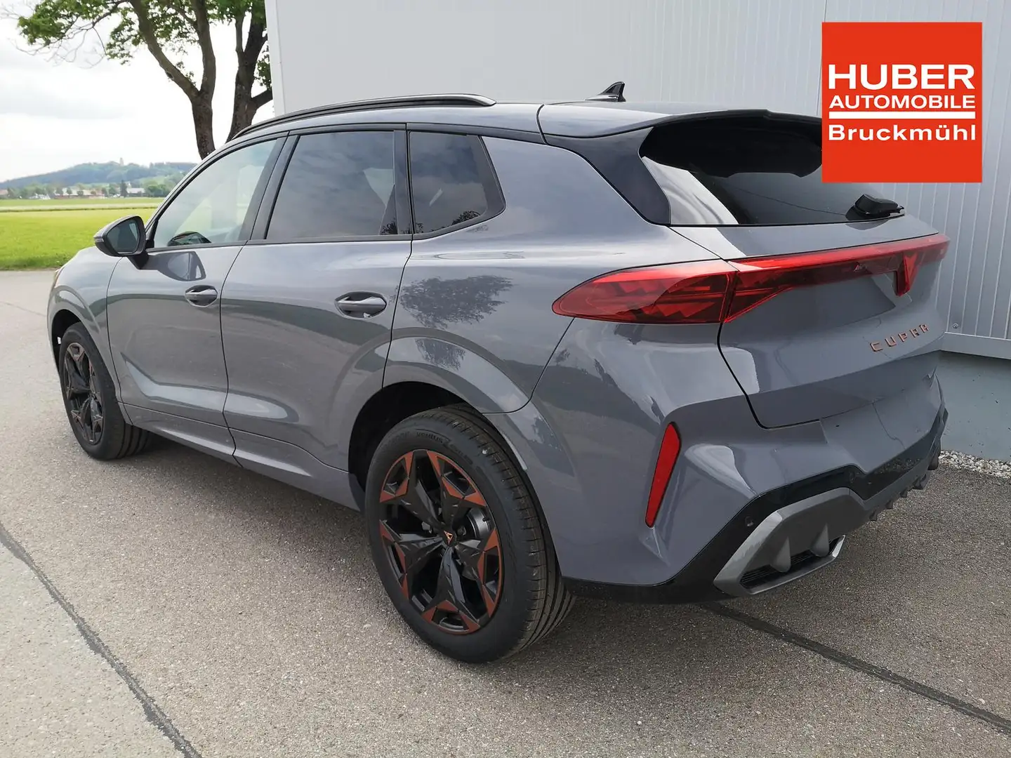 CUPRA Terramar 1.5 eTSI 110 kW DSG Head AHK el. Hk 110 kW (150... Grijs - 2