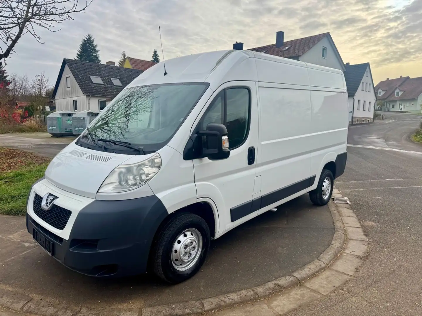 Peugeot Boxer HDi 2.2 L2H2 KLIMA AHK WENIG KM Weiß - 1