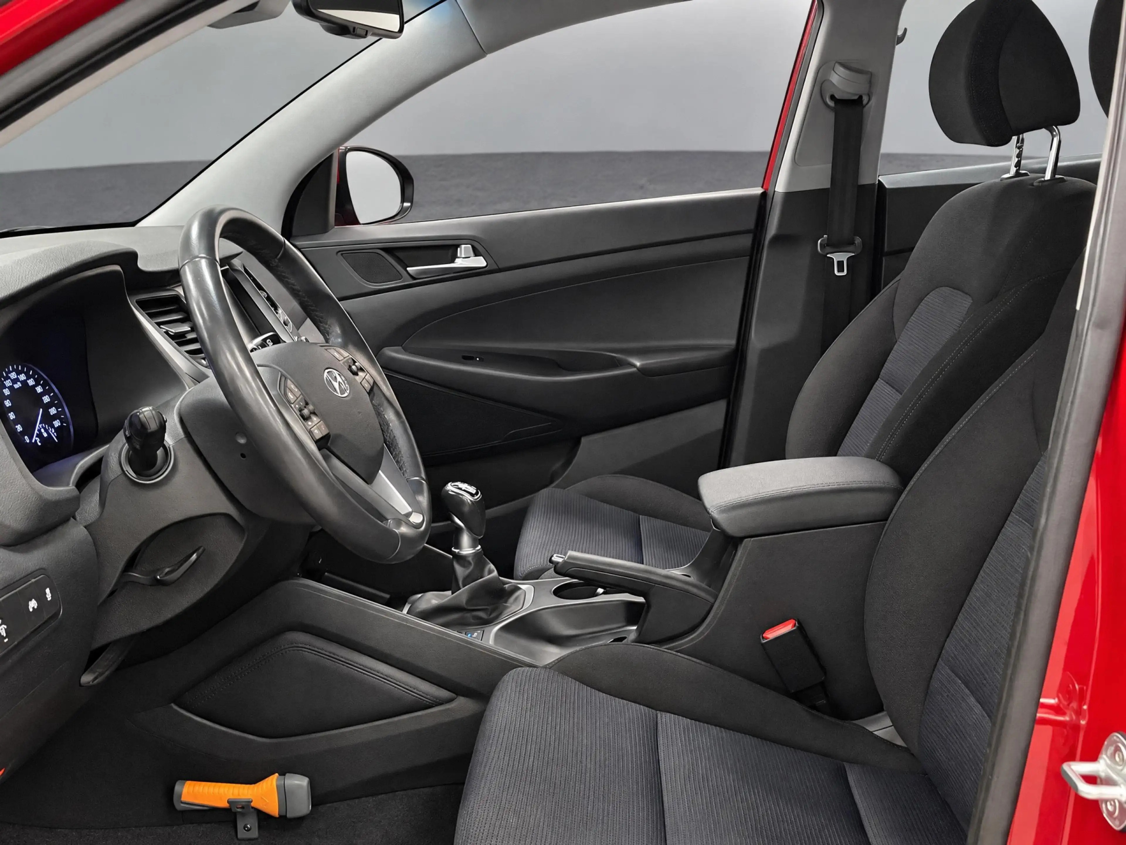 Hyundai TUCSON 1.6 T-GDi Comfort TREKHAAK | NAVIGATIE | CLIMATE C — photo 13