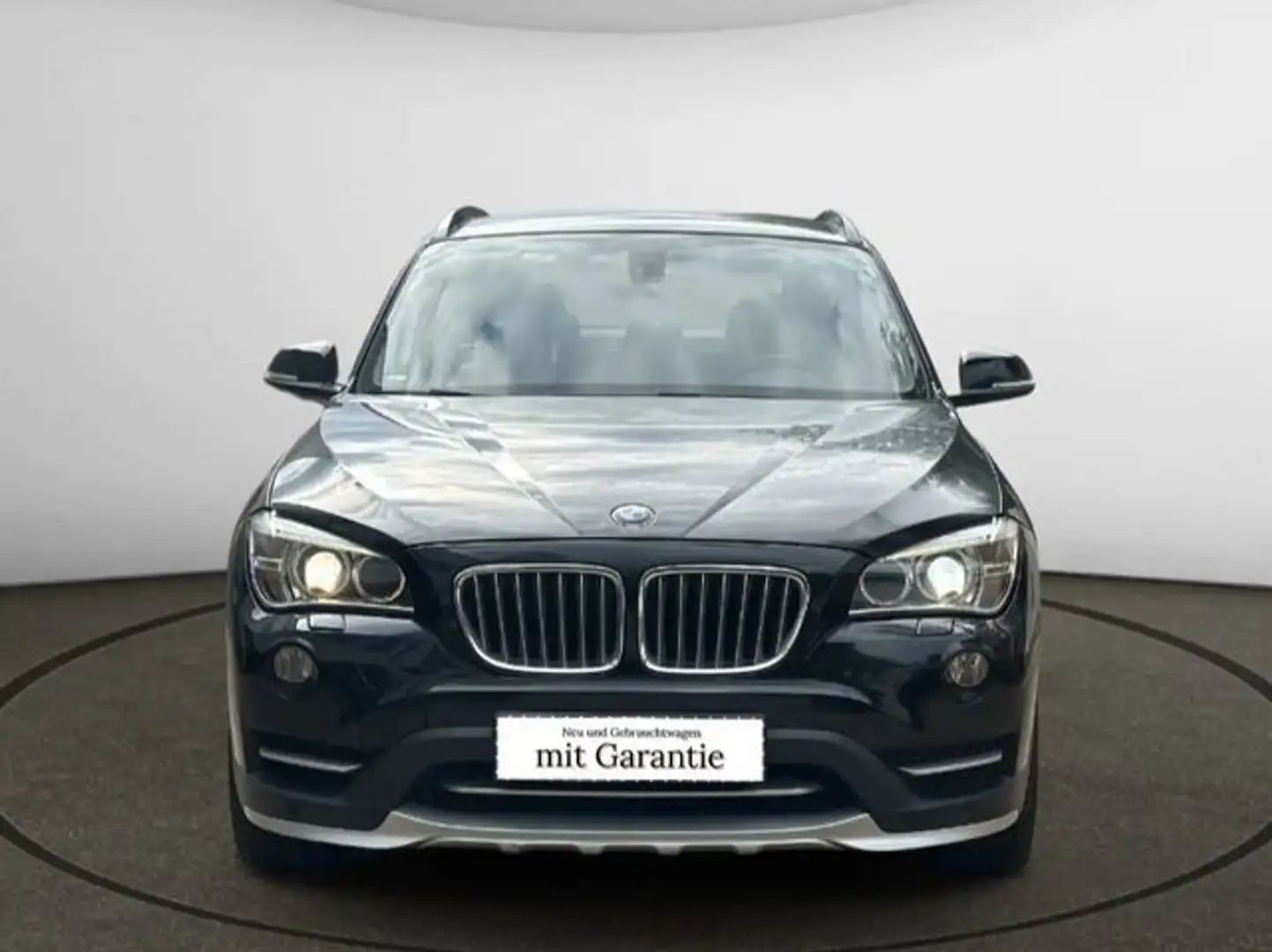 BMW X1 18 d sDrive Automatik Licht- und Regensensor Noir - 2