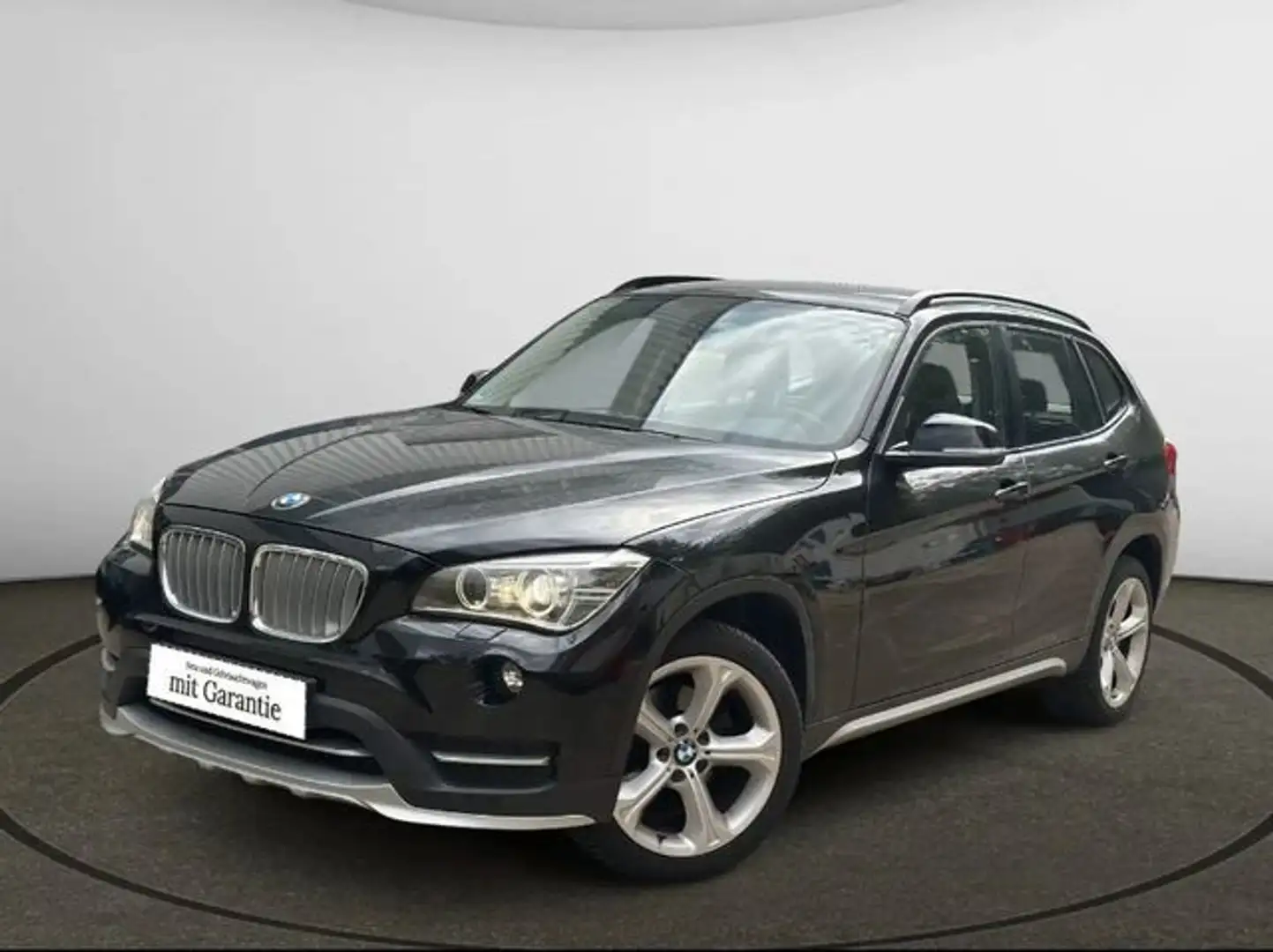 BMW X1 18 d sDrive Automatik Licht- und Regensensor Noir - 1