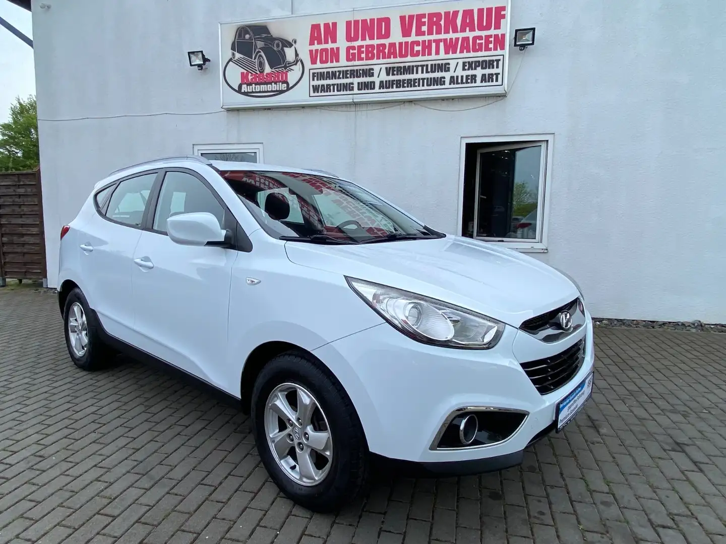 Hyundai iX35 Comfort 2.0 /2WD/ 5-Gang/Klimaanlage/EURO5/ Blanco - 1