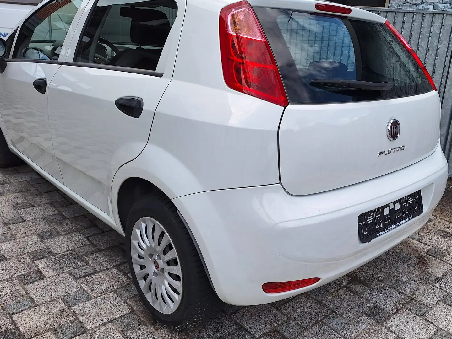 Fiat Punto Punto 1,2 69 Italia Italia Weiß - 2