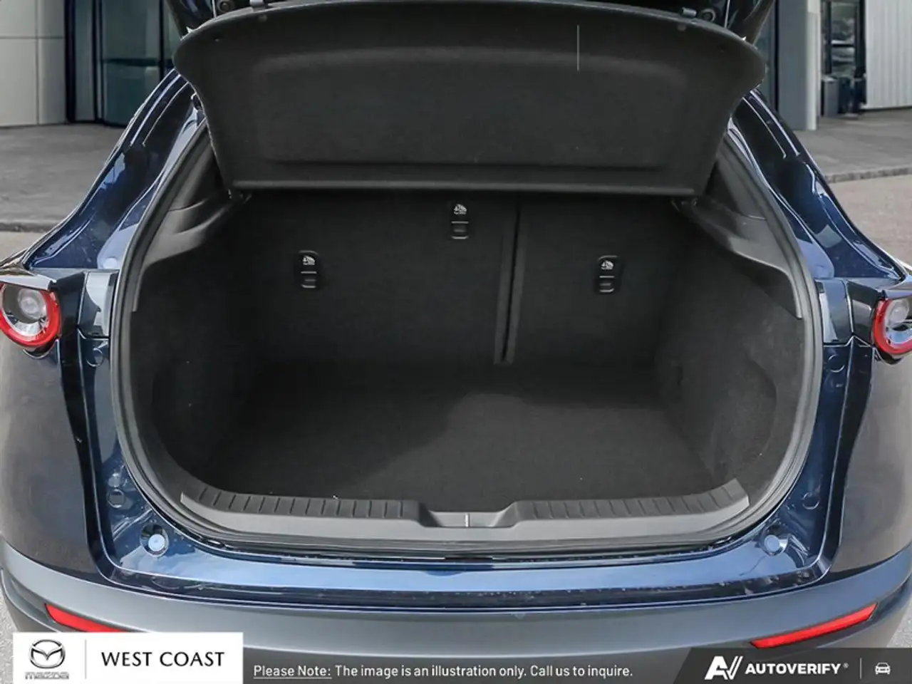 Mazda CX-30 photo Mazda CX-30