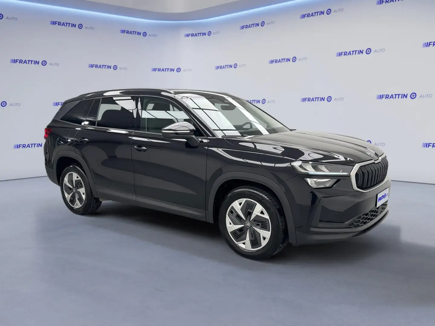 Skoda Kodiaq 2.0 TDI EVO SCR DSG 7 posti Executive Schwarz - 2