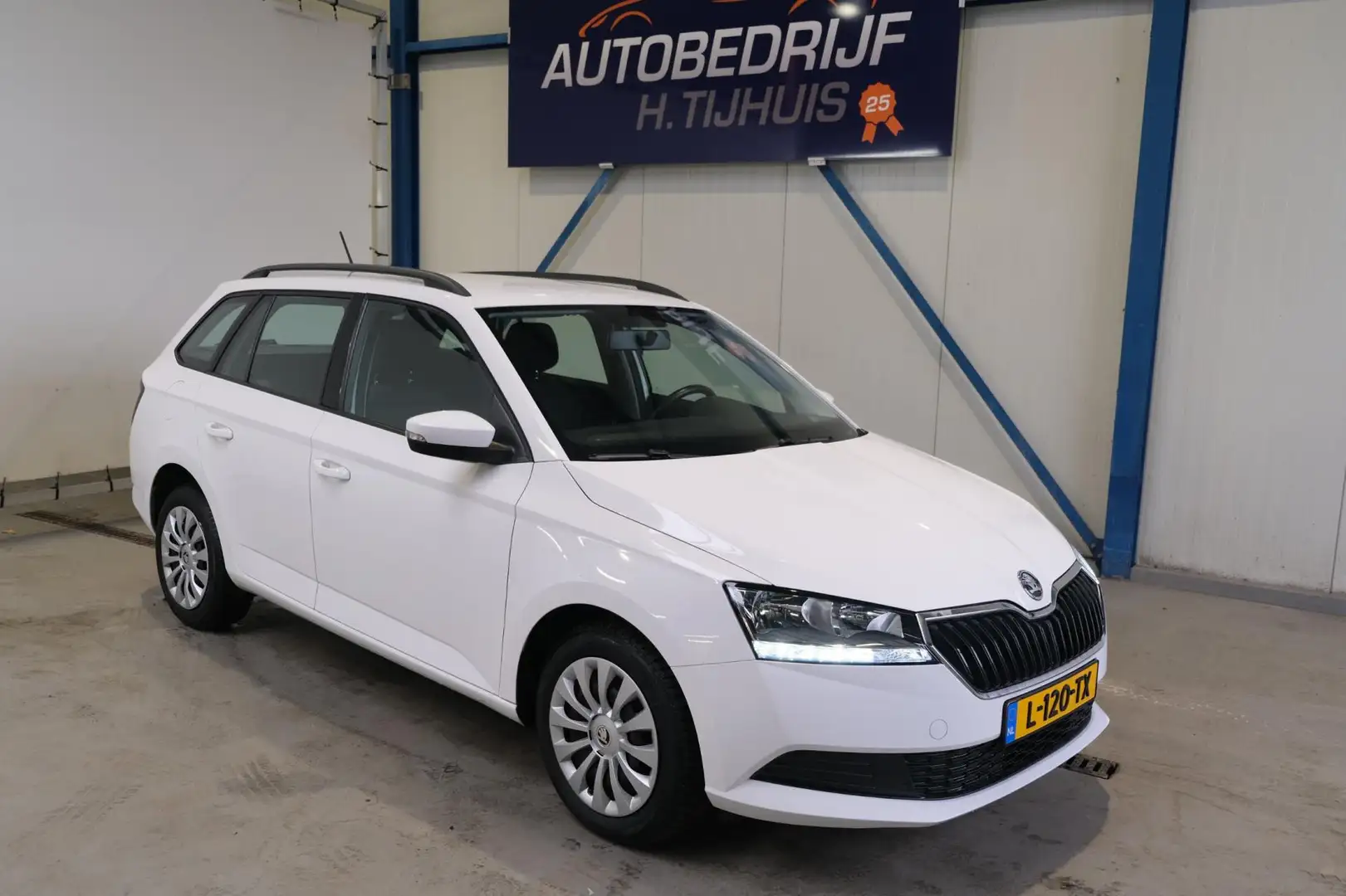 Skoda Fabia Combi 1.0 TSI Active - N.A.P. Airco, Cruise. Blanc - 1